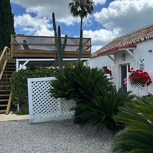 https://casa-do-meio-tavira.hotelaalgarve.com